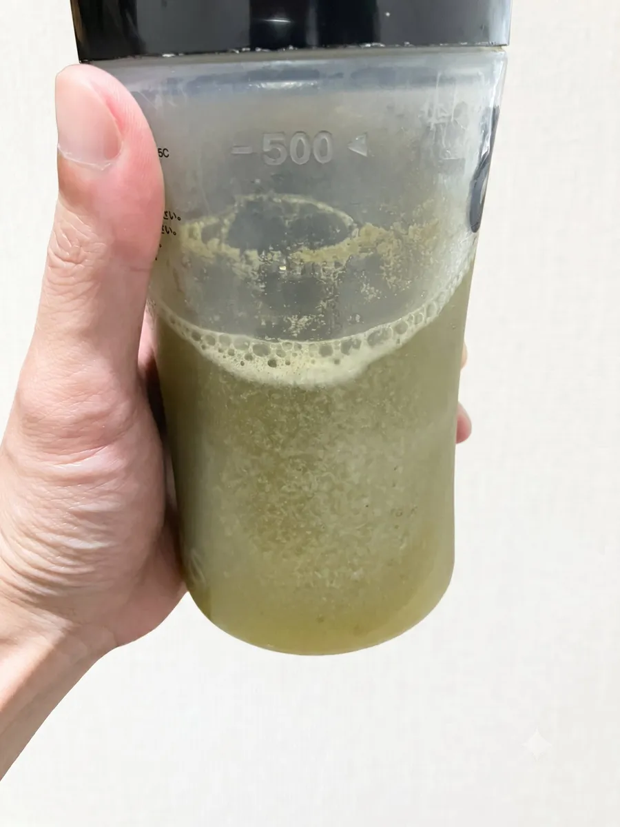 パウダーを水に溶かしたところ